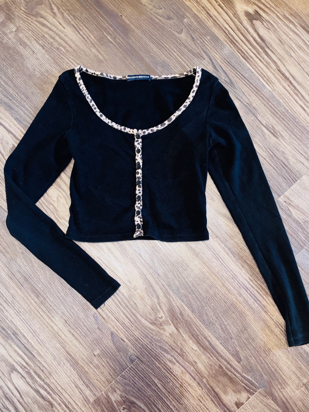 Brandy Melville Black Cheetah Zelly Long Sleeve Top